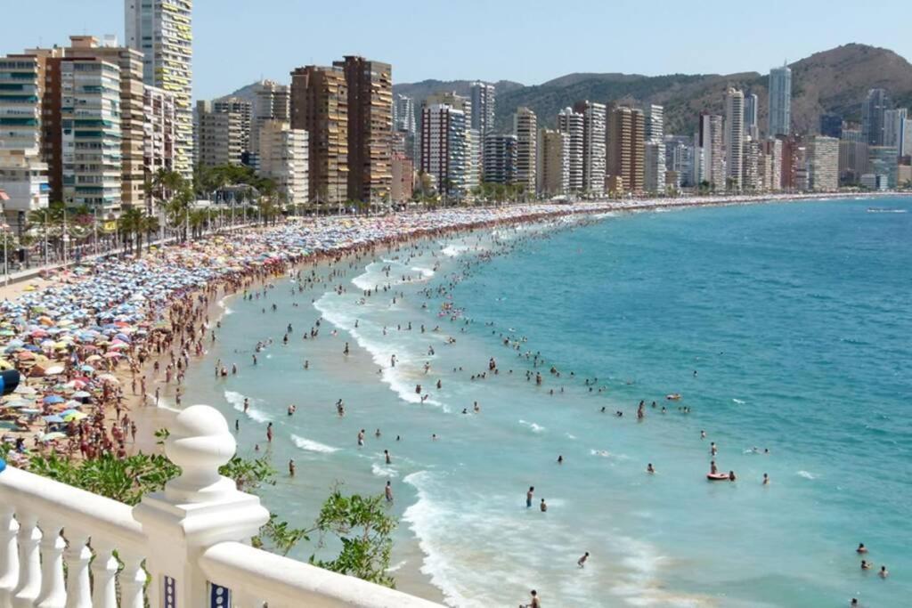 Apartamento Playa Levante Benidorm Eksteriør bilde